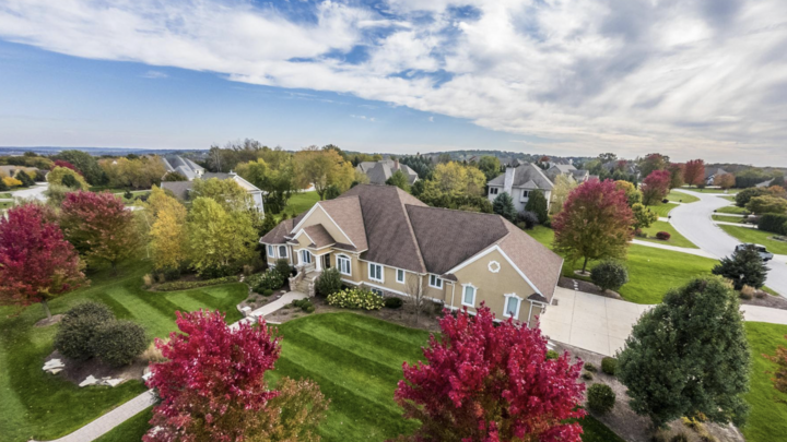 Logo for Women’s Community Group (Lake Country)