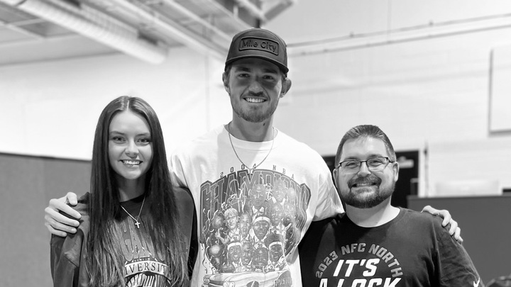 Logo for Young Adults (18-23) City Group