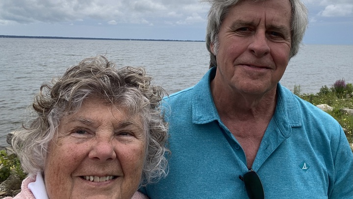 Logo for Bill & Linda Sloan - Adults