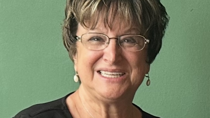 Logo for Leslie Holthus' Connect Group :: Millard