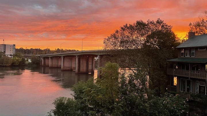 Logo for Faith Friends (dinner group on the river downtown)