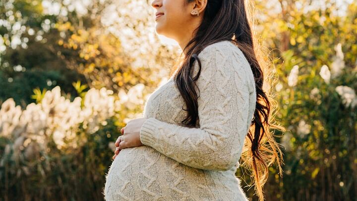 Logo for Mothers Support Group (Alabaster Box)