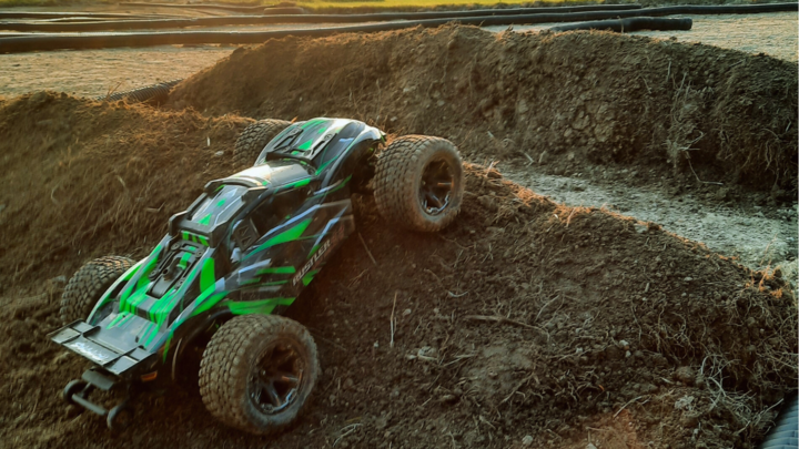 Logo for Sunset Speedway R/C Car Racing