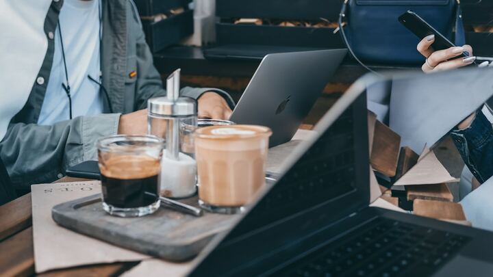 Logo for Newport News Men's Group - Landon & Reese