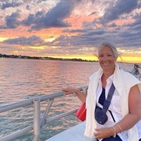 Logo for HomeLifeGroupTheresaVogel