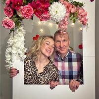 Logo for LIFE Group - Nadia & Vitalii☕️