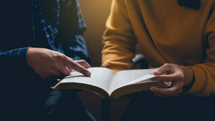 Logo for Monday Small Group for Couples and Singles