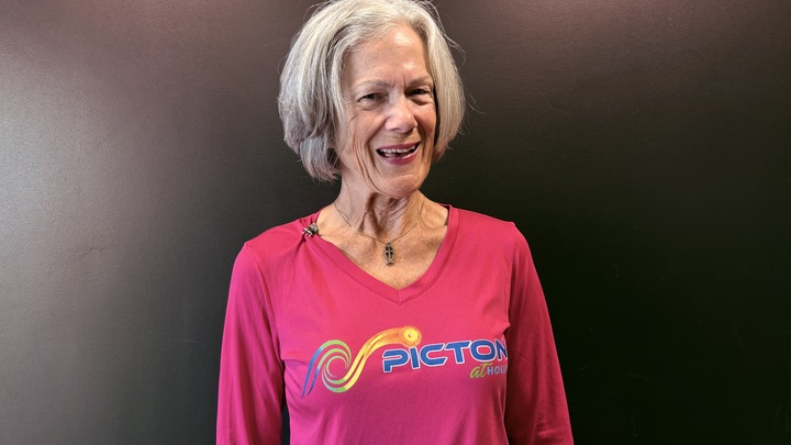 Logo for Laura Pazourek