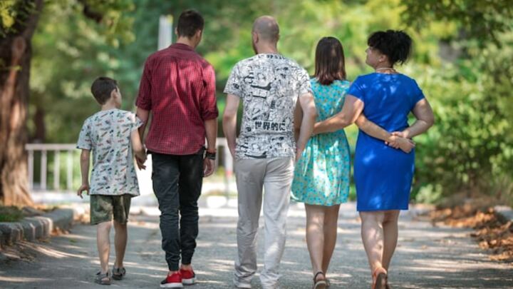 Logo for Wednesday Bible Study Group for Parents (McKay)