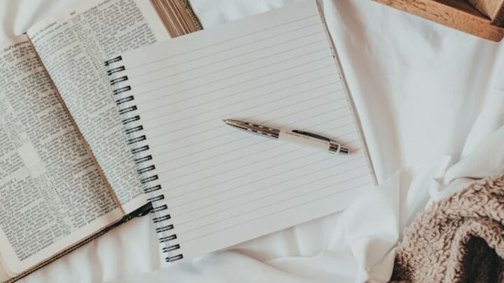 Logo for Journaling with Jesus