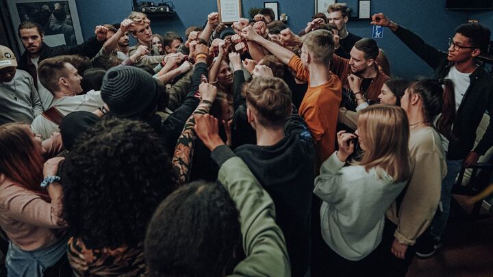 Logo for MZ Teams: Youth Group