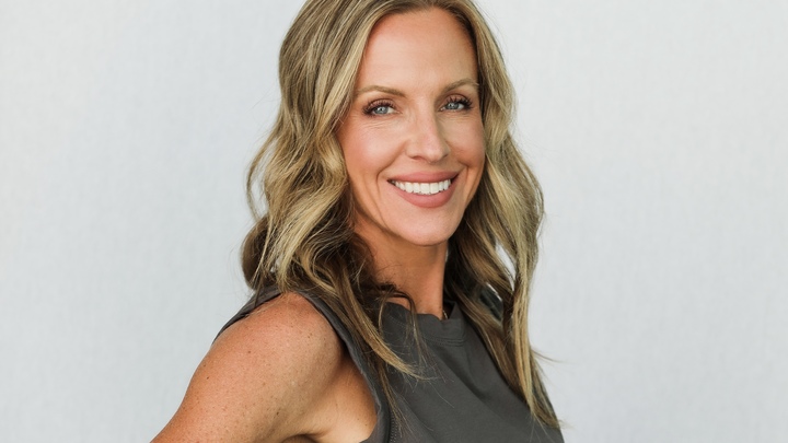 Logo for Jennifer Chaney - Women's Fitness Fun