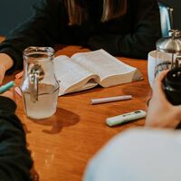 Logo for Young Families Group