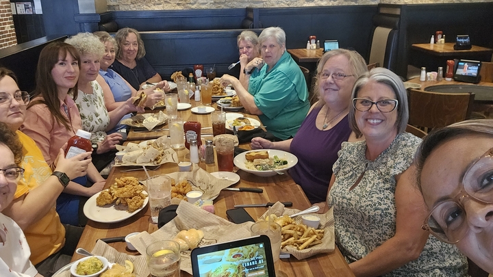 Logo for Thursday - Ladies Lunch Bunch