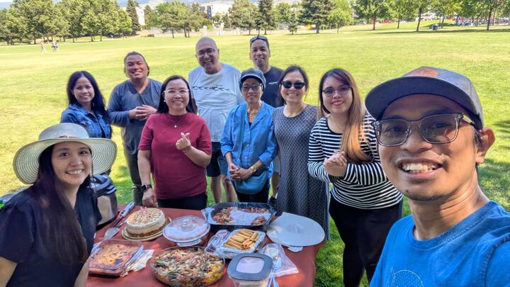 Logo for Filipino Community Group