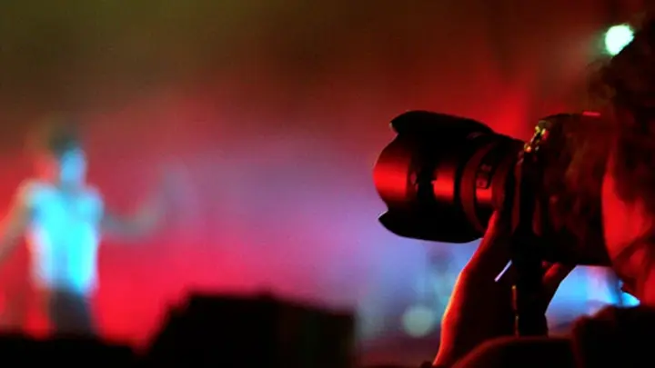 Logo for Social Media & Photography - Everett