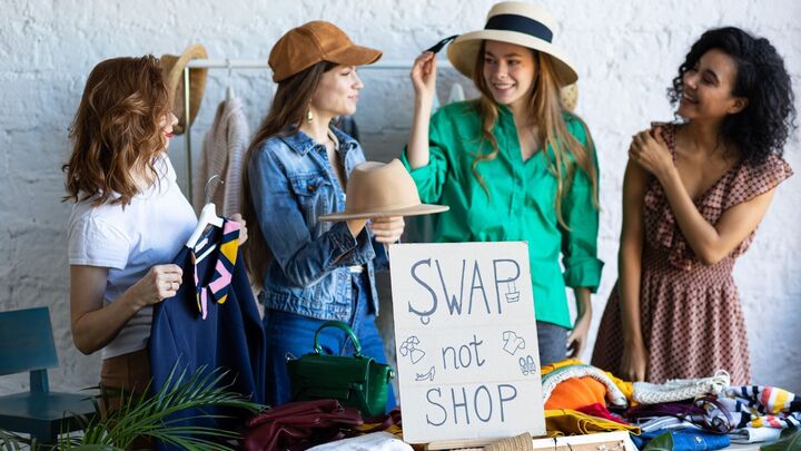 Logo for Ladies Clothing Swap