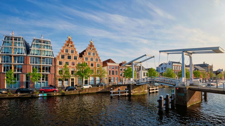 Logo for Beyond Sunday | Netherlands