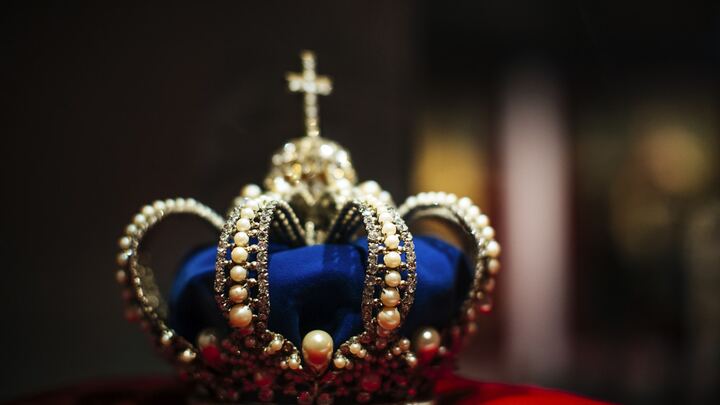 Logo for Daughters of the King Widows Ministry