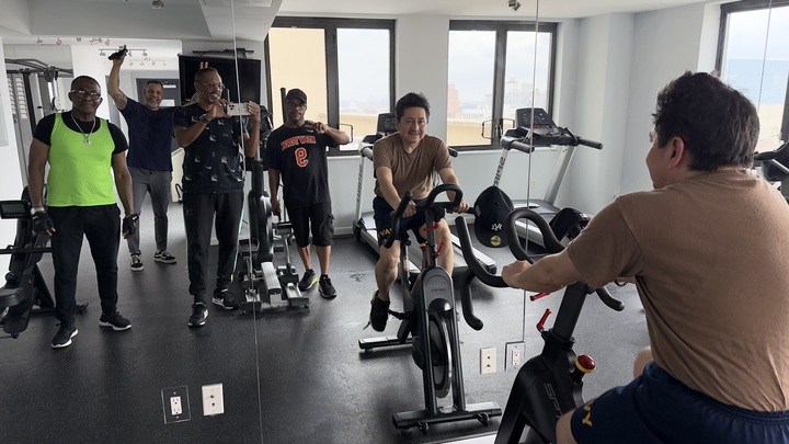 Logo for El Hombre y la Salud!