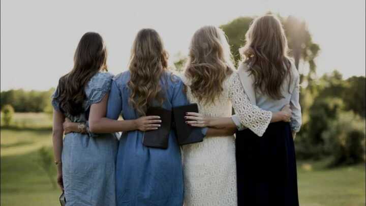 Logo for Mujeres en Fe y Amor !