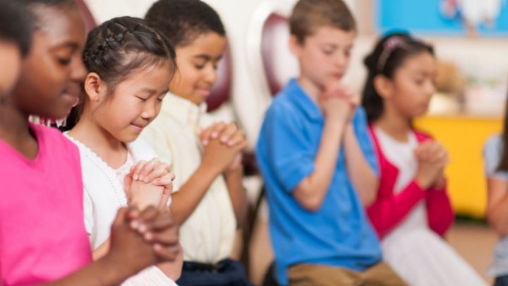 Logo for Maestros/Teachers