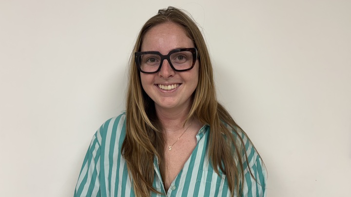 Logo for Coffee Shop Hop led by Tia Stran