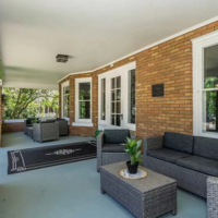 Logo for Moms on the Porch