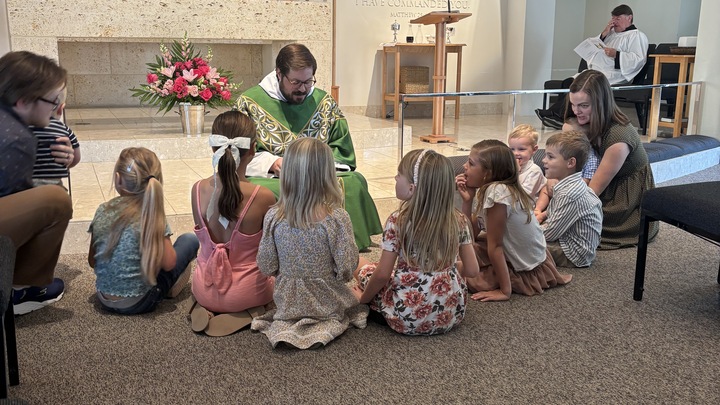 Logo for Children's Chapel