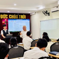 Logo for Training Leaders International | Hanoi Bible College - Vietnam