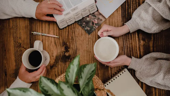 Logo for TRANSFORMERS w/ Steve and Lori Lusk