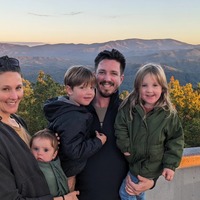 Logo for Pray for the Phillips Family