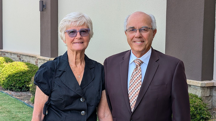 Logo for Greg & Linda's Group