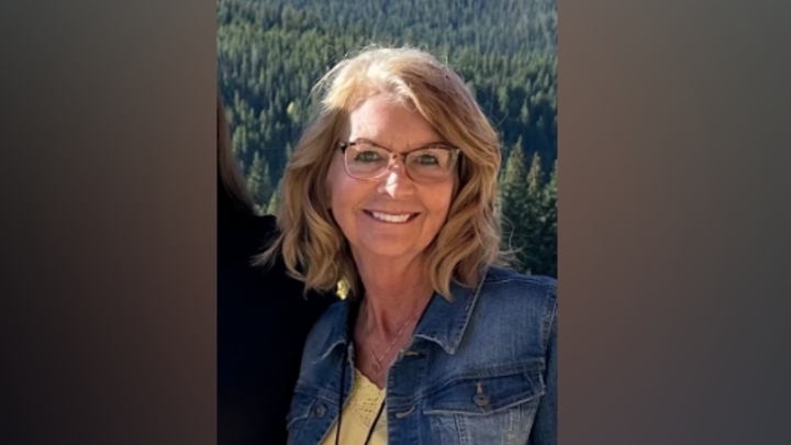 Logo for Lauren Scott