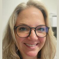 Logo for 18|28 College Girls Small Group - Stacy Minie