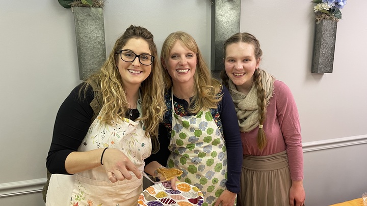 Logo for Ladies Chat