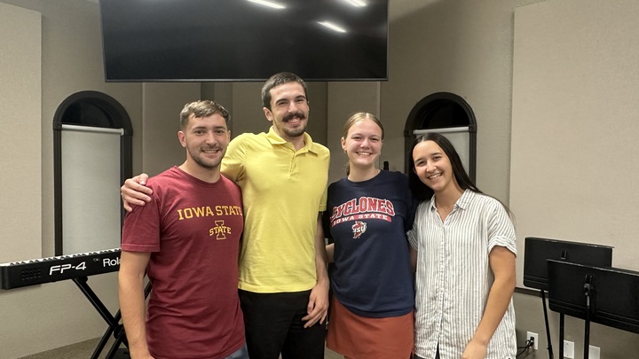 Logo for East Campus Bible Study