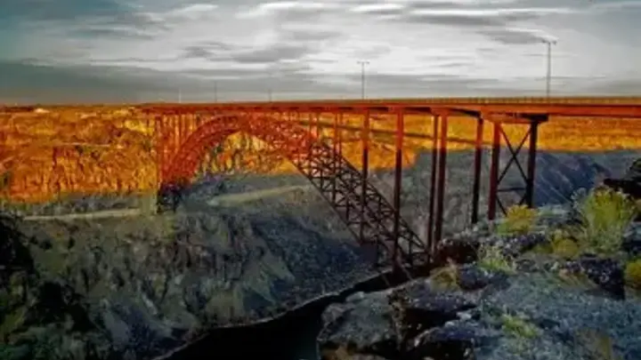 Logo for Hands Across The Bridge