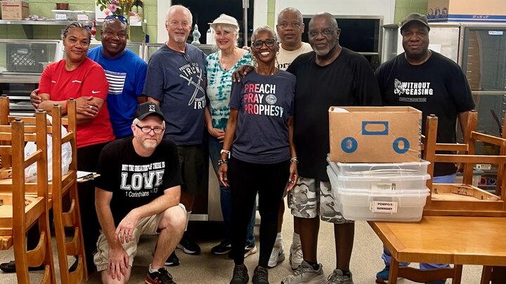 Logo for Feeding Murfreesboro