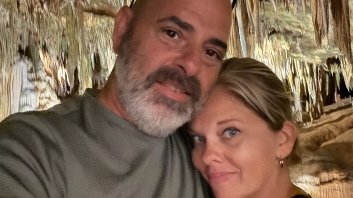 Logo for Weaver Life Group. Tuesday's @ 6:30pm