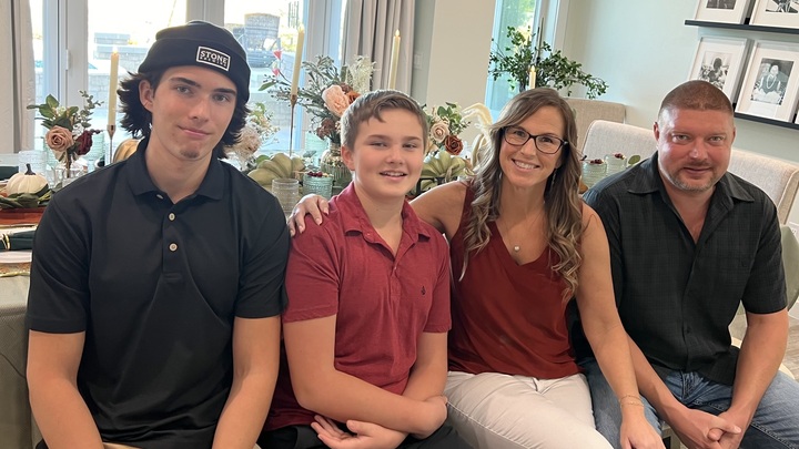 Logo for Lessard - Young Moms