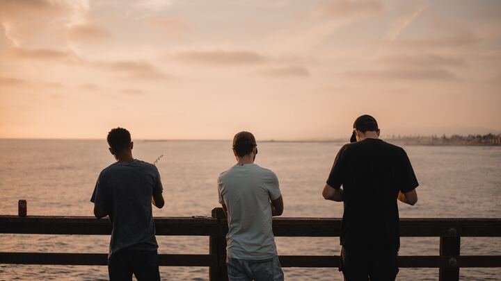 Logo for Renewal | 18+ | Recovery Group | Hissom