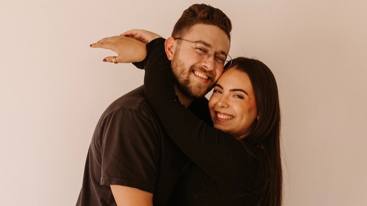 Logo for Young Families - Aaron & Liv Kirkby