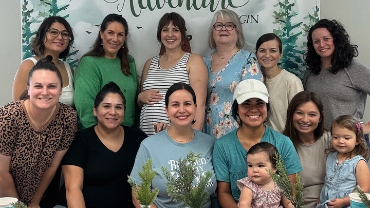 Logo for Raising Arrows | Liz Uren, Mary Jepperson & Alyssa Hardin