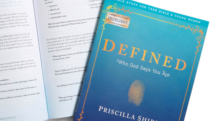 Logo for "Defined" (Priscilla Shirer) - Aalieya Williams & Alexa Eb - Youth and College Girls