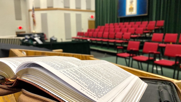 Logo for Escuela Dominical en EspaƱol