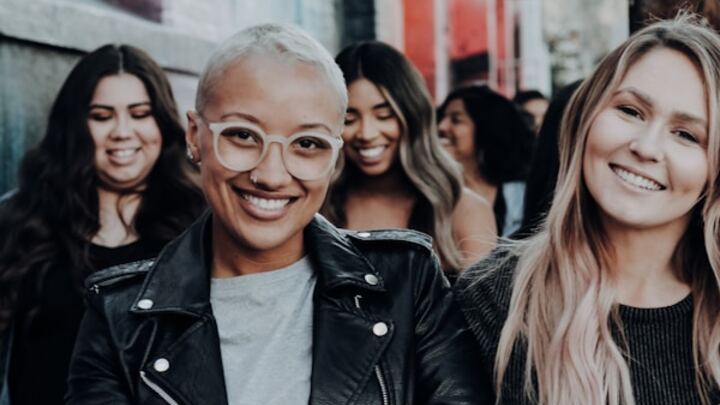 Logo for Mom's LifeGroup (every other Tuesday 9-10 am)