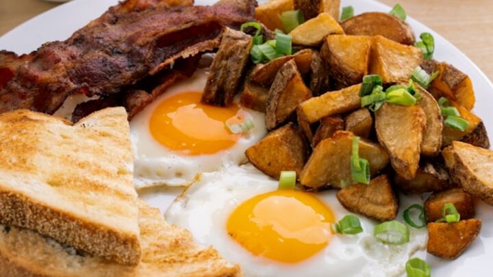 Logo for Men's Breakfast w/Dan