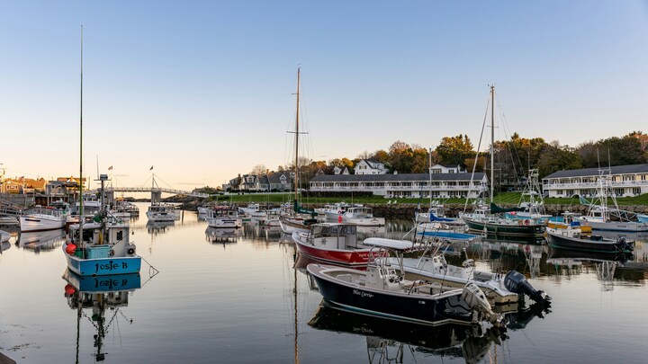 Logo for Beyond Sunday | Connecticut