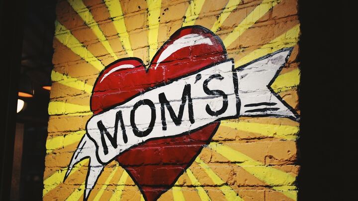 Logo for Mom’s Group
